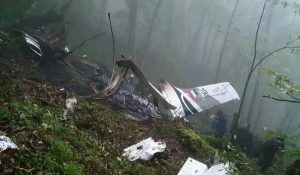 Θρήνος στο Ιράν για τον θάνατο του Ραϊσί – Βρήκαν το ματωμένο δαχτυλίδι του (vid)