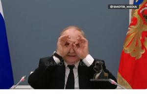 Viral οι… μορφασμοί του Πούτιν κατά τη διάρκεια τηλεδιάσκεψης, vid