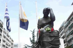 Η “καρδιά του Πόντου” στη Θεσσαλονίκη- Η ποντιακή λίρα ακούστηκε στην αγορά Μοδιάνο vid