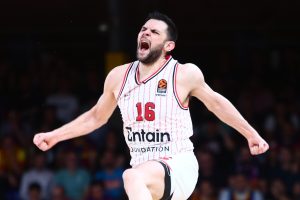 Παπανικολάου: «Ο Ολυμπιακός έχει ένα μαγικό ραβδάκι»