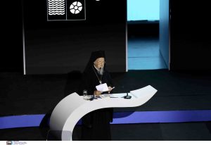Δούκας για Βαρθολομαίο: “Ο Πατριάρχης ήταν πρωτοπόρος στα θέματα της αντιμετώπισης της κλιματικής κρίσης”