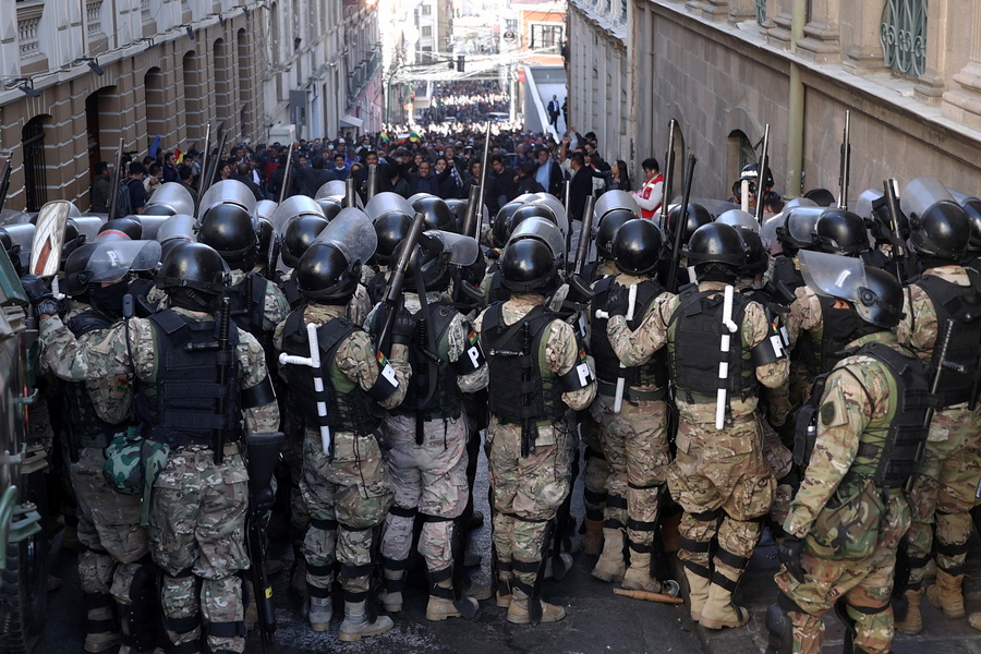 Βολιβία: Έκλεισαν λόγω των ταραχών οι τράπεζες στην πρωτεύουσα