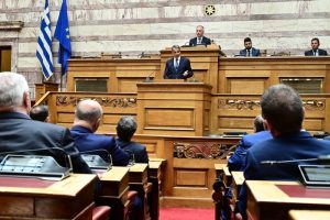 Παράπονα «γαλάζιων» βουλευτών προς Μητσοτάκη: «Υπάρχουν οι “illuminati” και οι “αναλώσιμοι”»