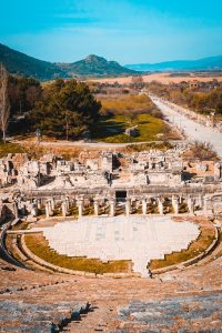 Στην αρχαία ελληνική πόλη Πέργη άνοιξε ένα από τα καλύτερα διατηρημένα αρχαία στάδια
