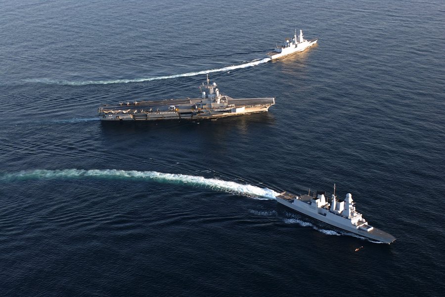 Μεσόγειος: Η Ολλανδία στέλνει μια φρεγάτα