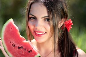 Καρπούζι: Ο “βασιλιάς” του καλοκαιριού – Πώς θα παραμείνει φρέσκο στο ψυγείο