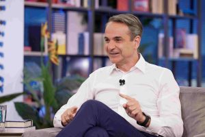 Συγχαρητήρια Μητσοτάκη στον Καραλή για την κατάκτηση του ασημένιου μεταλλίου