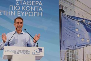 Μητσοτάκης: “Πάντα αρχίζει η νίκη από τη Θεσσαλονίκη” – “Ψηλά οι καρδιές μας για τη νέα Ελλάδα του 2030”