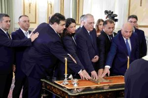 Ανασχηματισμός: Σήμερα η πρώτη συνεδρίαση του νέου υπουργικού συμβουλίου