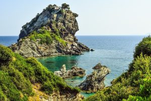Σκόπελος: H ομορφότερη κινηματογραφική τοποθεσία στην Ελλάδα λόγω Mamma Mia