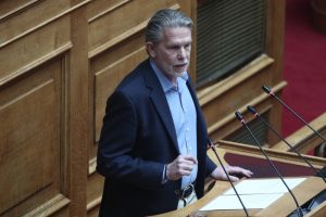 Γερουλάνος: Να απαλλάξουμε την χώρα από την Κυβέρνηση Μητσοτάκη