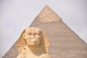 Μυστηριώδης δομή σε σχήμα L βρέθηκε κοντά στις αιγυπτιακές πυραμίδες της Γκίζας