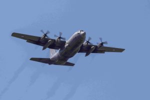 Συναγερμός στην Κεφαλονιά: Ατύχημα με αεροπλάνο C130 – Προσέκρουσε σε κολώνα vid
