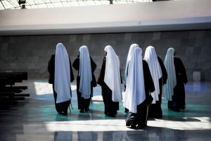 Απίστευτο! Καλόγριες στη Βραζιλία “ραπάρουν” σε live μετάδοση – Δείτε το βίντεο που σαρώνει