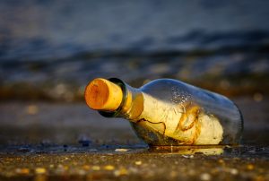 Ανακάλυψαν μήνυμα μέσα σε μπουκάλι 200 ετών σε γαλατικό χωριό – Tι έγραφε
