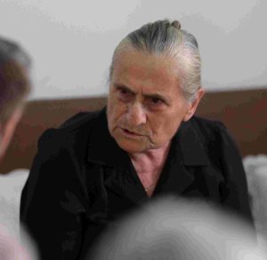 Κύπρος – 50 χρόνια: Συγκλονίζει η Χαρίτα Μάντολες – Έχασε 18 μέλη της οικογένειας της στην Κερύνεια vid