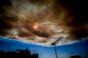Πολύ υψηλός ο κίνδυνος πυρκαγιάς αύριο Σάββατο σε πολλές περιοχές της χώρας