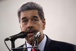 Μετανάστευση: Ο πρόεδρος του Σαλβαδόρ Μπουκέλε προτείνει «ανταλλαγή κρατουμένων» στη Βενεζουέλα