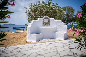 «Βασίλισσα του Αιγαίου» η Άνδρος, σύμφωνα με το Low Season Traveller