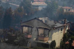 Στη διάθεση των πληγέντων η τηλεφωνική γραμμή 10306