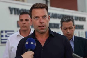 Κασσελάκης στο ΕΣΚΕΔΙΚ: Δεν είναι τώρα η στιγμή να μιλήσουμε για ελλείψεις