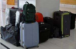 Σοκ στη Νέα Ζηλανδία: 27χρονη ταξίδεψε με δίχρονο κοριτσάκι μέσα στη βαλίτσα της