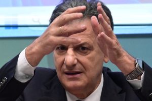 Σκυλακάκης: Όποιοι χτίζουν αυθαίρετα τώρα θα είναι και οι πρώτοι που θα τα δουν να κατεδαφίζονται