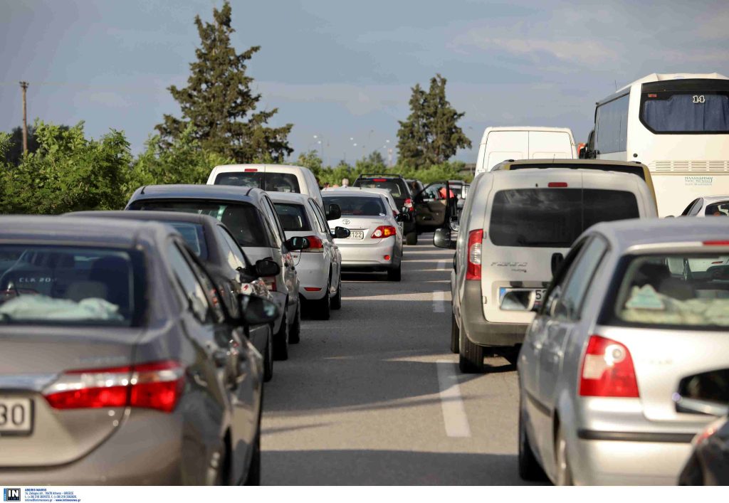 Θεσσαλονίκη: Χωρίς προβλήματα, μέχρι στιγμής, η έξοδος και των τελευταίων εκδρομέων της Λαμπρής