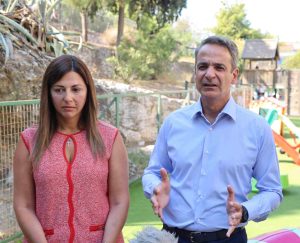 Μητσοτάκης: Επισκέφθηκε βρεφονηπιακό σταθμό – «Έμπρακτη στήριξη σε οικογένειες με μικρά παιδιά»