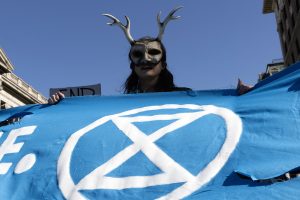 ΗΠΑ: Ο Βανς ισοπεδώνει την υποκρισία των «κλιματικών ακτιβιστών», vid