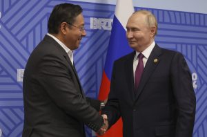 Αμερικανικές χώρες ορθώνουν ανάστημα λόγω BRICS! Η Δύση αποδυναμώνεται, vid