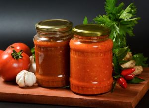 Έγινε και αυτό…Έφαγε ένα κιλό καυτερής σάλτσας σε δευτερόλεπτα και μπήκε στο Ρεκόρ Γκίνες – Βίντεο