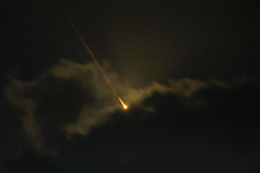 Ιρανικός πύραυλος αναχαιτίστηκε στον εναέριο χώρο του Λιβάνου