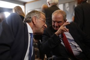 Διαγραφή Σαμαρά: Φόβοι για «αντάρτες» βουλευτές στη ΝΔ – «Σπάει» τη σιωπή του ο Καραμανλής