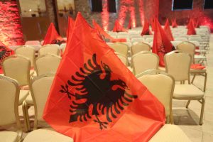 Eurovision: Έκαναν… επίπληξη στην αλβανική αποστολή για προκλητικό σύμβολο, vid