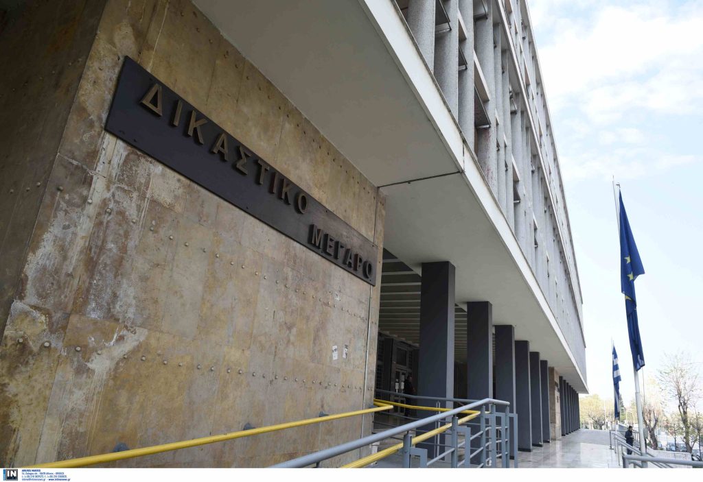 Θεσσαλονίκη: Κακουργηματική δίωξη σε 54χρονη για θανάσιμη παράσυρση γάτας
