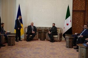 Δείτε το δώρο που έκαναν οι Ουκρανοί στον νέο επικεφαλής της Συρίας, vid