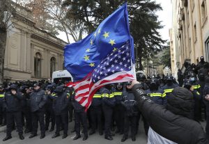 Maidan 2.0: Πως απέτυχε η Δύση να κάνει την Γεωργία δεύτερη Ουκρανία