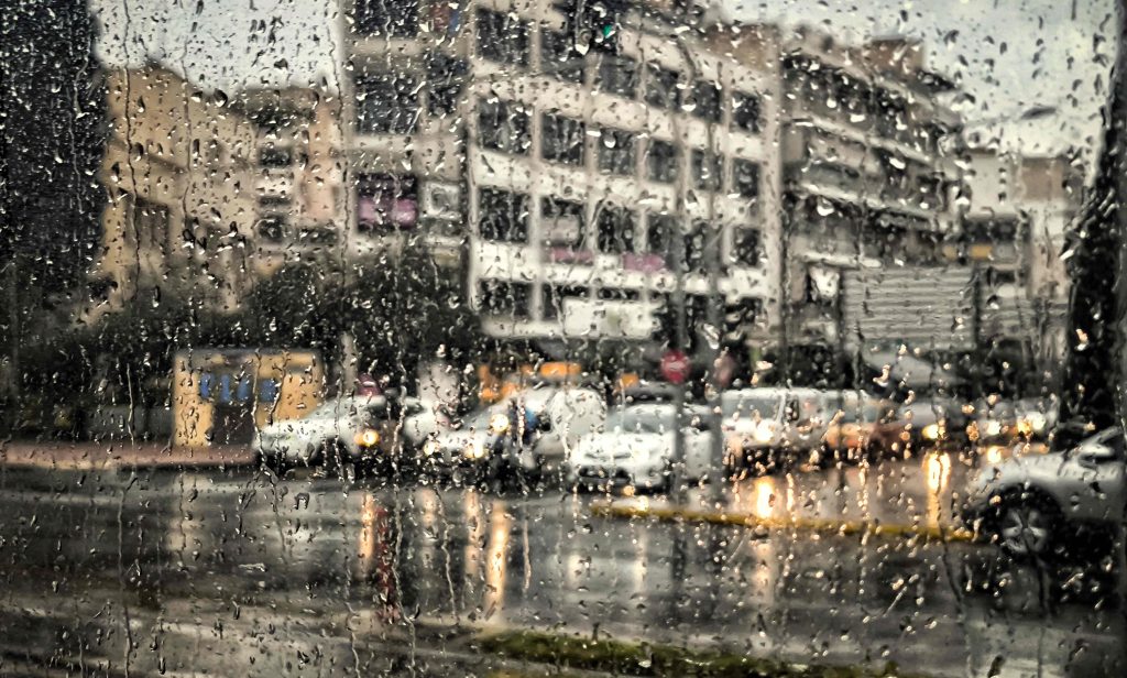 Έκτακτο δελτίο από την ΕΜΥ: Νέα κακοκαιρία με ισχυρές βροχές, καταιγίδες ακόμη και χαλαζοπτώσεις