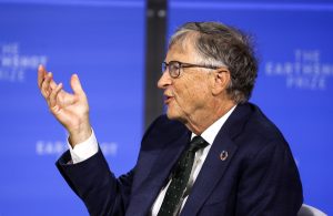 Ξαφνικές… αγάπες του Bill Gates και προς τον Musk: «Θαυμάζω τη δουλειά του»