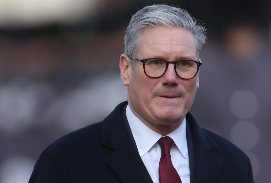 Μετά τον χαμό με Τραμπ, μέχρι και ο Στάρμερ «άδειασε» δημόσια το BBC