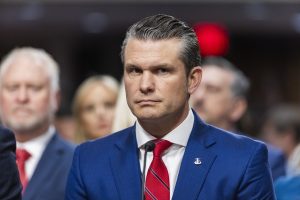 Αμερικανός υπουργός Άμυνας: «Δεν θα στείλουμε αμερικανικά στρατεύματα στην Ουκρανία»