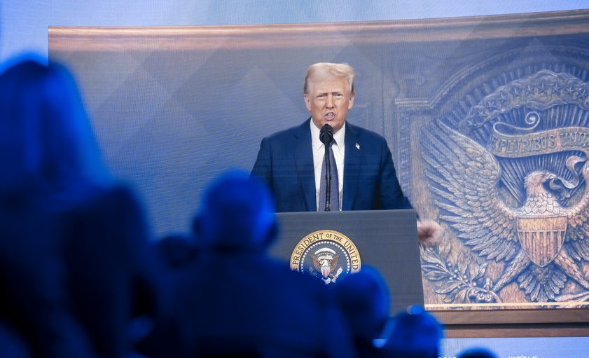 Τραμπ στο Davos: Η Ευρώπη των μεταναστών και της πράσινης απάτης έχει πάρει τον στραβό δρόμο – Vid