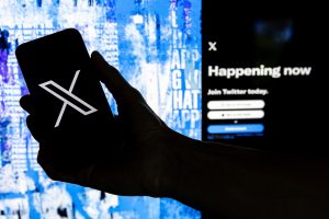 Ο Έλον Μασκ πούλησε το X στην εταιρεία τεχνητής νοημοσύνης του για 45 δις δολάρια