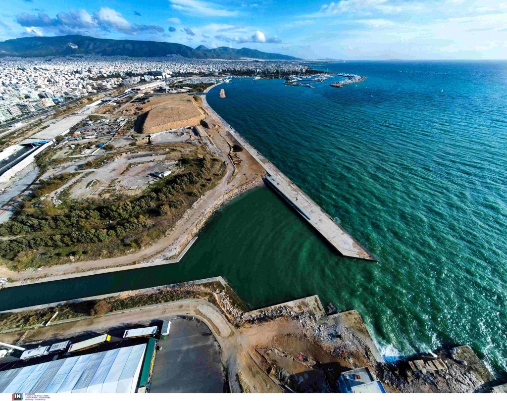 H ηλικία των επενδυτών αλλάζει την αγορά ακινήτων στην Αθηναϊκή Ριβιέρα: 1 στους 4 κάτω των 40 ετών