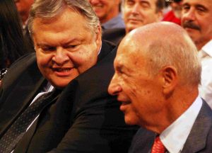 Ευ. Βενιζέλος: Το έθνος αποχαιρετά τον Κώστα Σημίτη με την τιμή και την αναγνώριση που του αξίζει