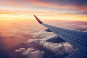 Κόβει την ανάσα το ΒΙΝΤΕΟ: Αεροπλάνο έκανε αναγκαστική προσγείωση σε γήπεδο γκολφ