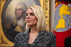 Ξεκίνησε η Task Force του Τραμπ για την Εξάλειψη της Αντιχριστιανικής Προκατάληψης