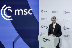 Η ομιλία του Βανς έκανε τους διεθνιστές της Ε.Ε. να κλάψουν (στην κυριολεξία)! Viral το ΒΙΝΤΕΟ