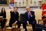 US President Donald Trump meets with French President Emmanuel Macron